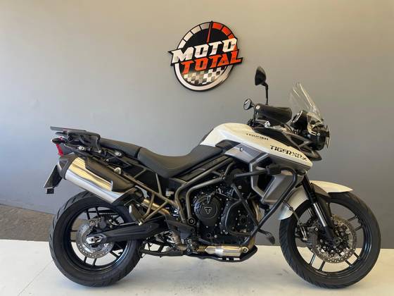 TRIUMPH TIGER 800 XRX 